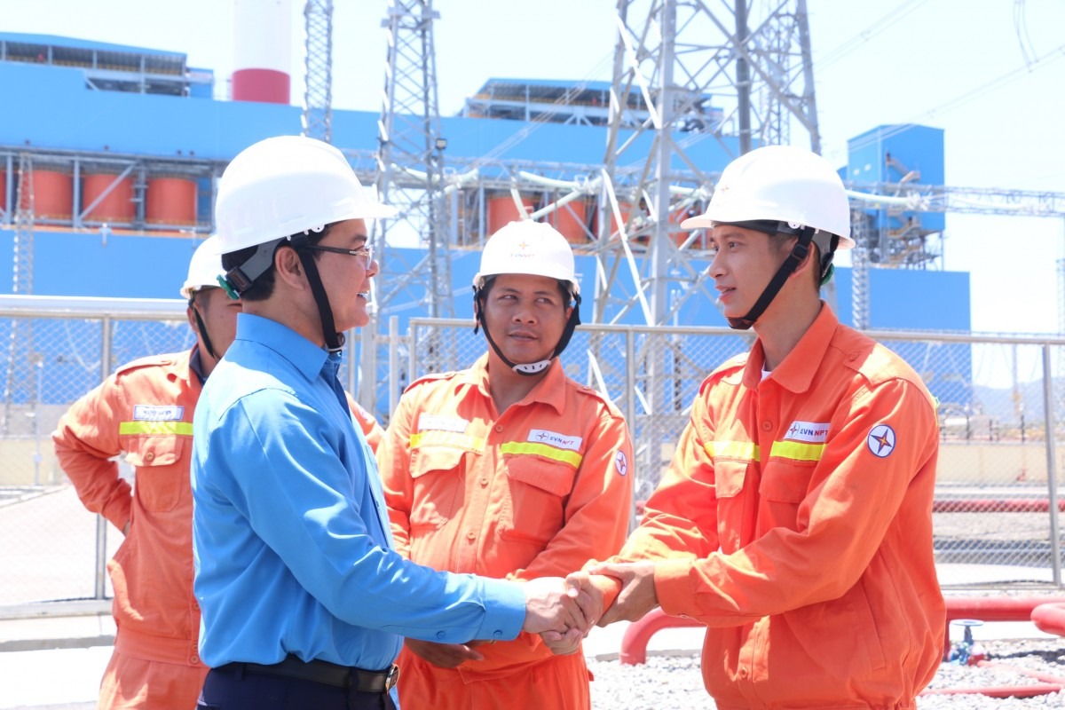 Tổng quan các quy định pháp luật về huấn luyện an toàn lao động tại Việt Nam